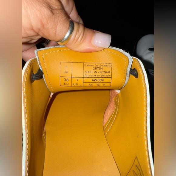 NEW WHITE PATENT LEATHER Dr. Martens GENUINE Leather SZ 7 LOAFERS - Picture 10 of 11